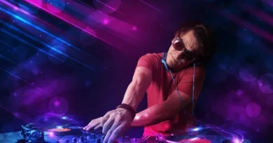 The Ultimate Guide to Becoming a Virtual DJ: Tips and Tricks for Success