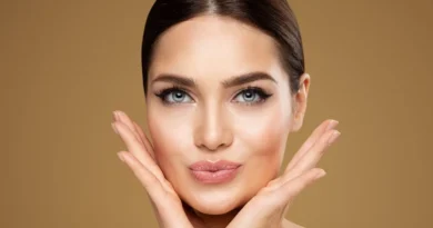 Choosing the Right Dermatologist for Lip Fillers in Palm Beach, FL