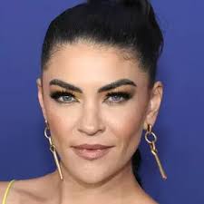 Jessica Szohr Net Worth