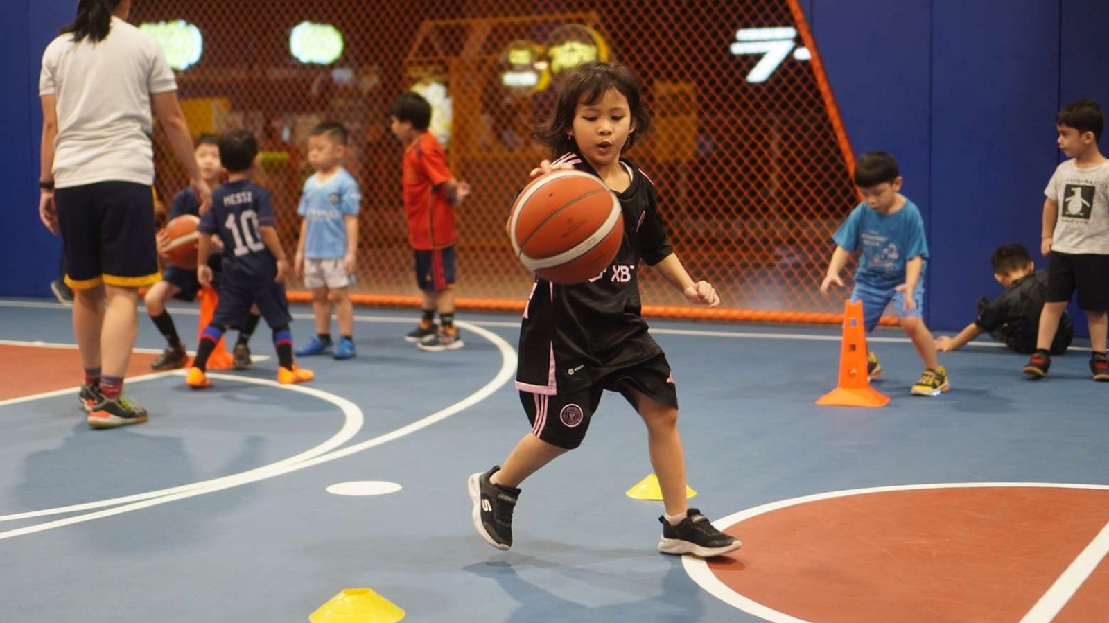 Elevate Your Skills: Insights from Coaches and Players at a Basketball Academy