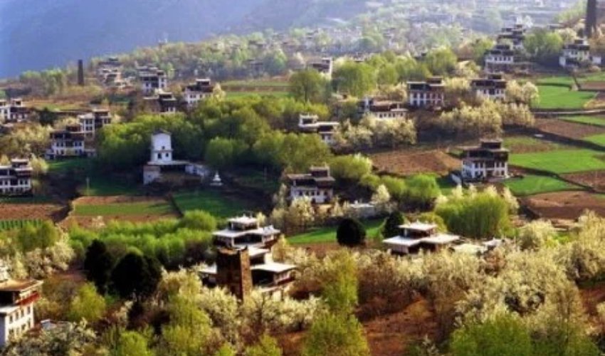 Key Stops and Experiences for Your Sichuan-Tibet Route Itinerary