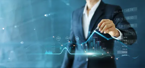 Essential Traits of High-Performing Financial Advisors